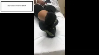 Delicious Itches Feet while waiting on Doctor in socks