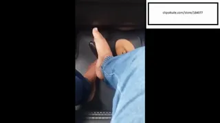 Brig Sexi Hot itches feet in car 3 footjob