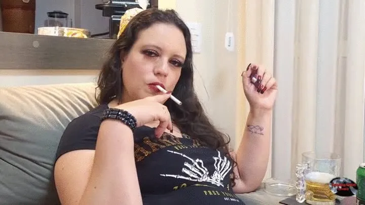 Lilli is Relaxing with a Good and Smoking - SFL080