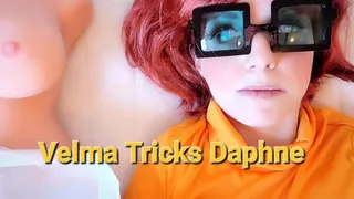 Velma Tricks Daphne