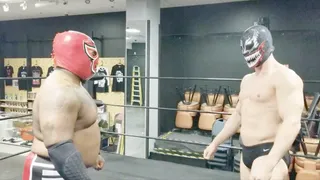 Lucha Action: The Masked Redstar!