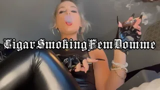 Nice Loooong Cigar Video in nice outfit and jewelry Monte Cristo Monte Monte and a real sexXxy black pleather black Nailz wearing super Goddess ????????