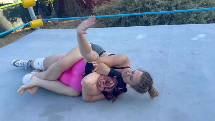 Pro Wrestling Princess vs MMA Amazon