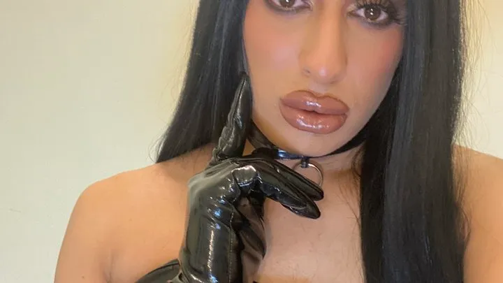 Trans wanking, talking dirty and cumming in leather