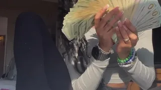 Money Spreads And Toe Teasing