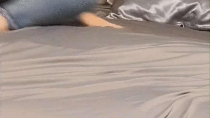 Wetting Bed in Jeans