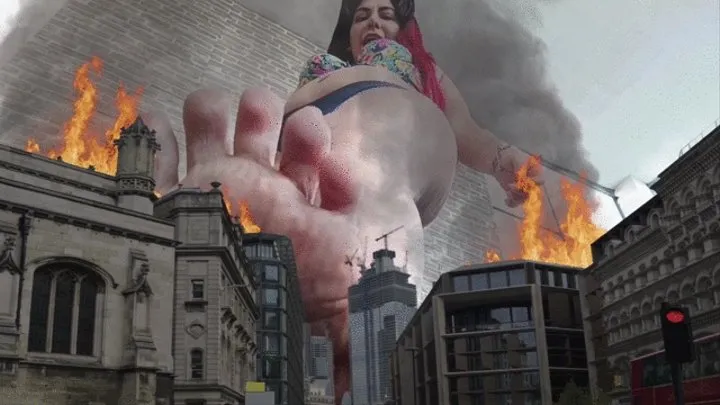 Giantess crush the tiny city