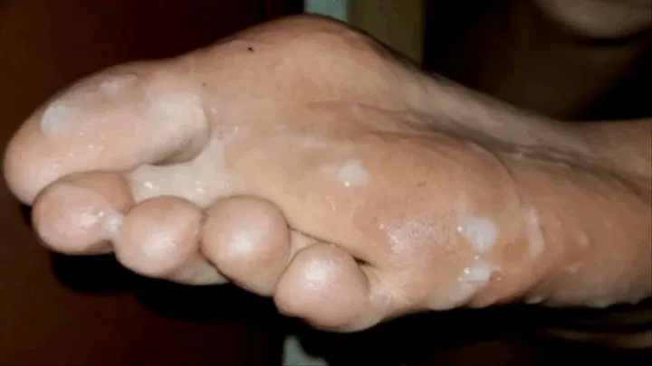 Xenia - Worshipping hands and sweaty feet of a young blonde and covering her soles with cum [foot worship, hand fetish, footjob, cum eating]