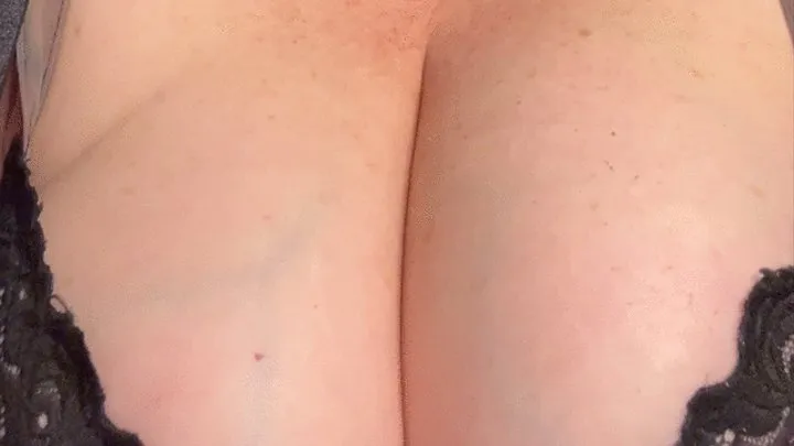 Sneezing powder and bouncy boob