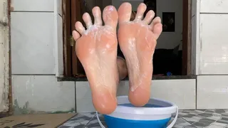 Bath for Her Soles