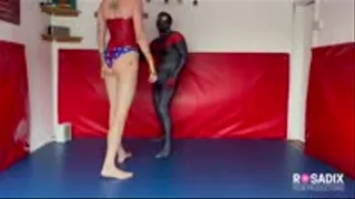 6'2 Wonder Woman vs Little Spidey - Wrestling Match!