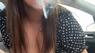 Smoking handjob&blowjob in the car with a stranger