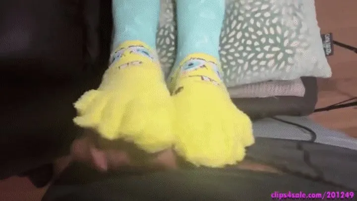 sponge bob toe socks sockjob