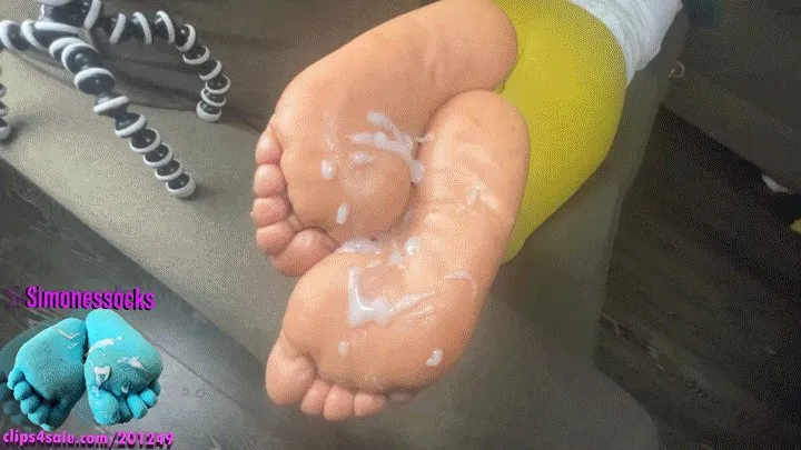 Mo' oily soles (intense sole fucking)huge load!!!