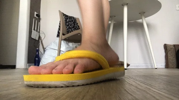 Yellow flip flops!