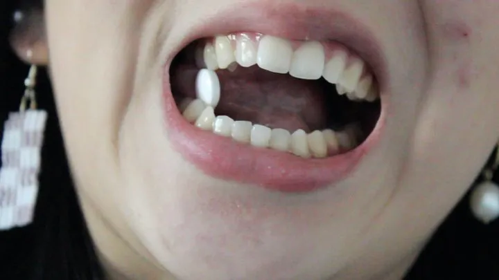 Aurora's Teeth and A Mint