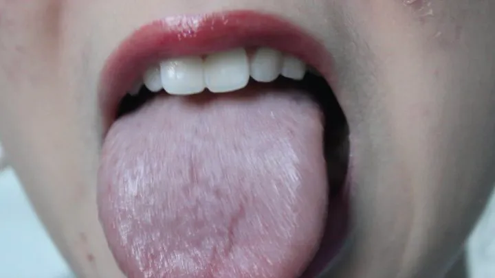 Aurora's Valentine's Day Tongue Tease