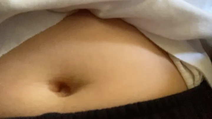 Aurora's Delicious Little Belly Button Part 1