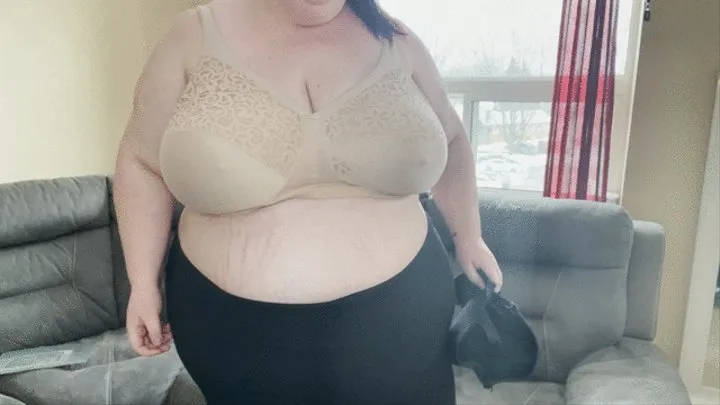 Big Titty SSBBW Tries on your Girldfriends Bra