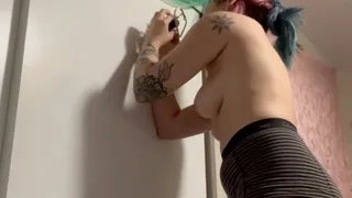 hot girl doing handy things