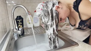 Washing your head and hair in the sink