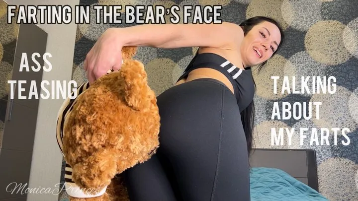 Farting in leggings in the bear's face, ass teasing, dirty talk