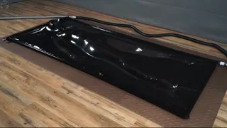 Turns in a black vacuum bed