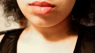 red lip gloss kisses
