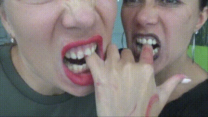 Strong vampirella teeth leave marks on their hands and fingers 2