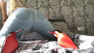 Ass teasing in jeans and thong