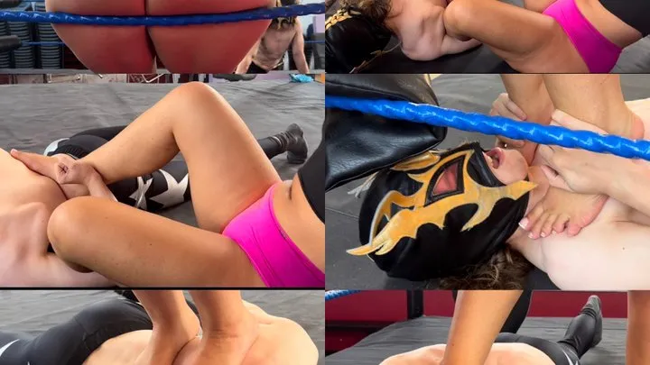 barefoot mixed wrestling