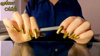 Tapping your fingernails Gold Nails