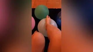 Feet playing non pop