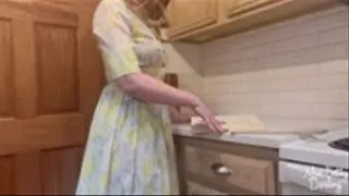 Housewife Masturbates Reading Cookbook
