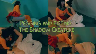 Pegging and Fisting the Shadow Creature ft Mistress Patricia Maz Morbid - Halloween Cosplay Scooby Doo