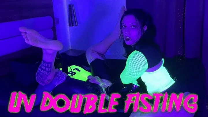 UV Double Anal Fisting with Goth Delilah Maz Morbid SDR 60fps