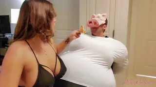 Feeding My Piggy - HD