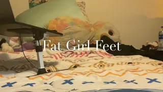 Fat Girl Feet in Bed - Sole Shot Selfie
