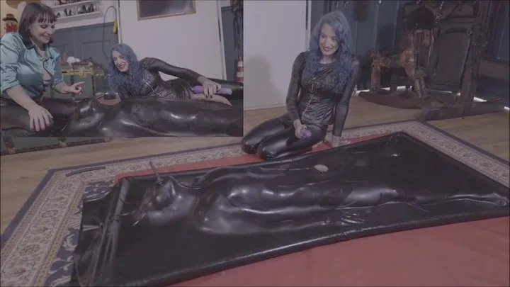 LILLI BAYLE & LILY DUPONT - The vacuum-packed slave - Vacuuming, handjobs