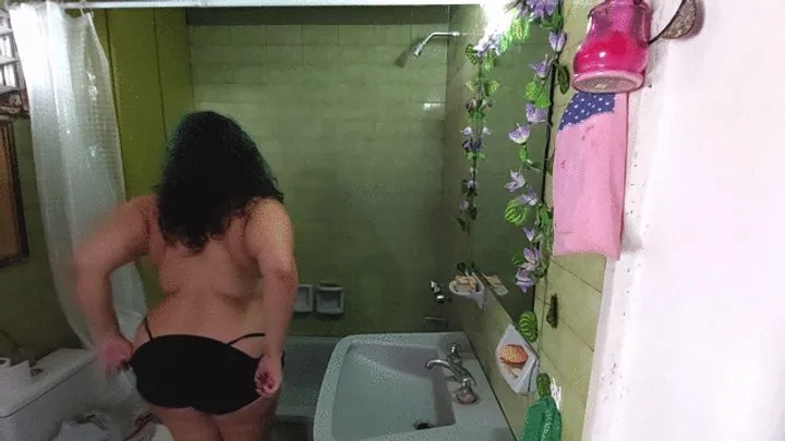 BBW TAKING A SHOWER 2