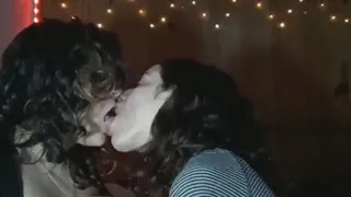 HOT LESBIANS MAKING OUT AND LICKING BOOBS