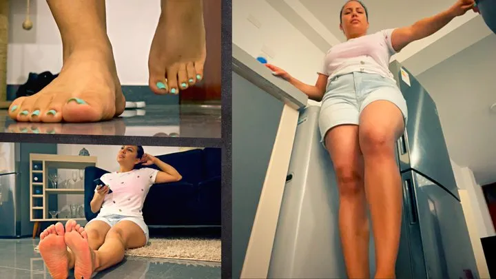 Flat like a Pancake - Colossal Canela - Latin Giantess