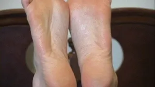 MILF feet worship