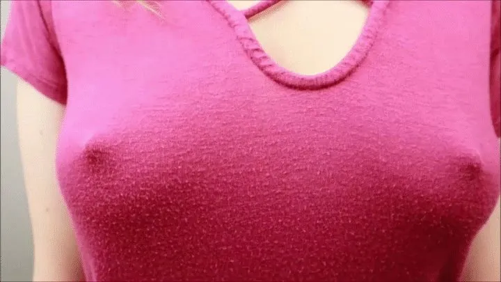 T-Shirt Nipple Tease