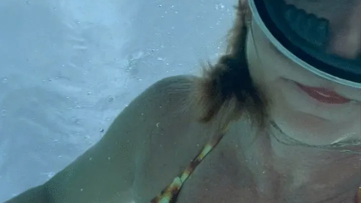 Carissa in Bikini Underwater "Ballet"