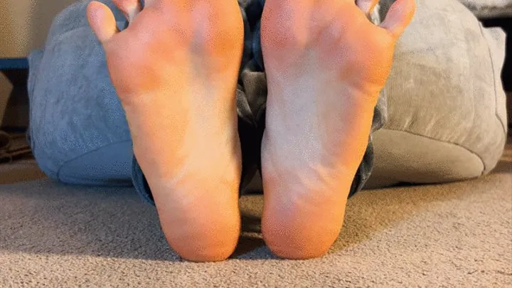White Toes and Sole Show