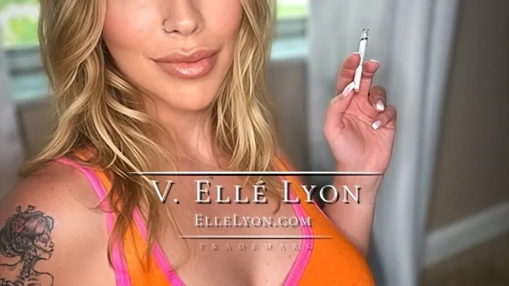 Elle Lyon Wants to Talk About Orgasms and How to Give Her One