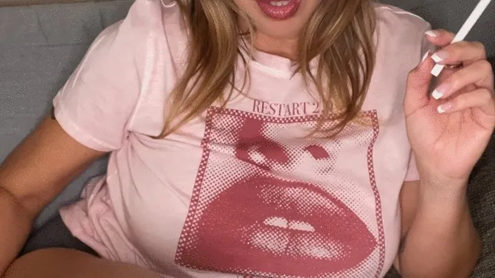 Elle Lyon's Pink Lips Just For You