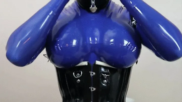 Blue Rubberdoll Shines Herself and Masks into Kigurumi Doll with Rubber Pussy to Play