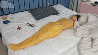 xy114-barefoot chinese girl is wrapped in tape like a mummy